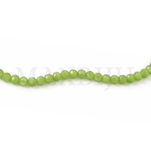 Faceted glass beads – 10mm.