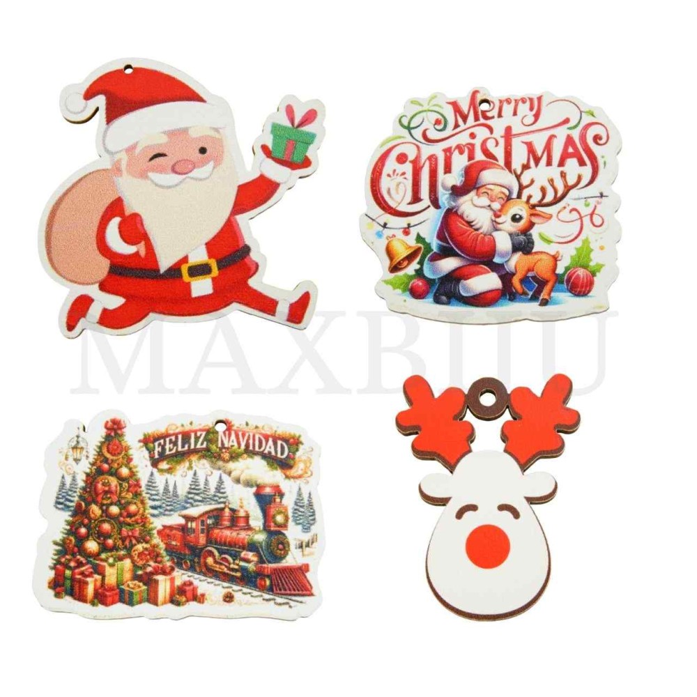 Assorted Christmas Pieces in Wood