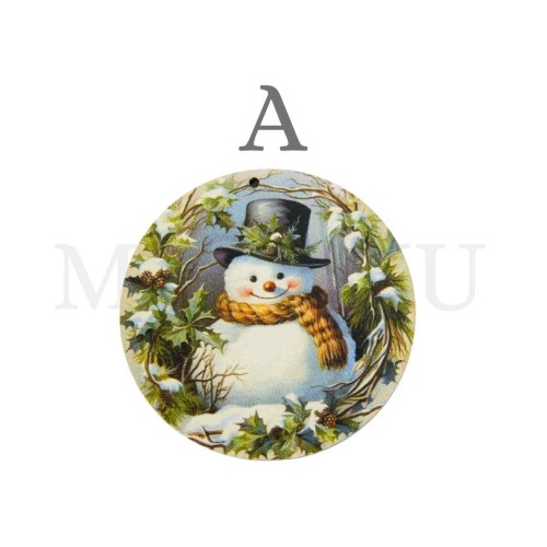 Assorted Christmas Pieces in Wood