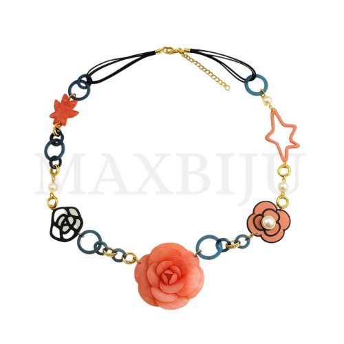 Resin Necklace - Rose