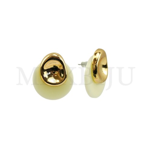 Metal and Resin Earring