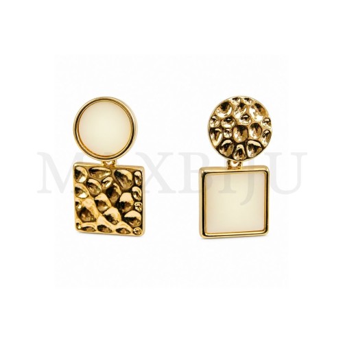 Metal and Resin Earring