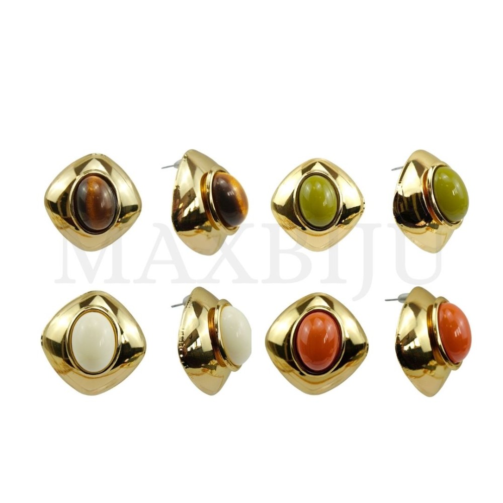 Metal and Resin Earring