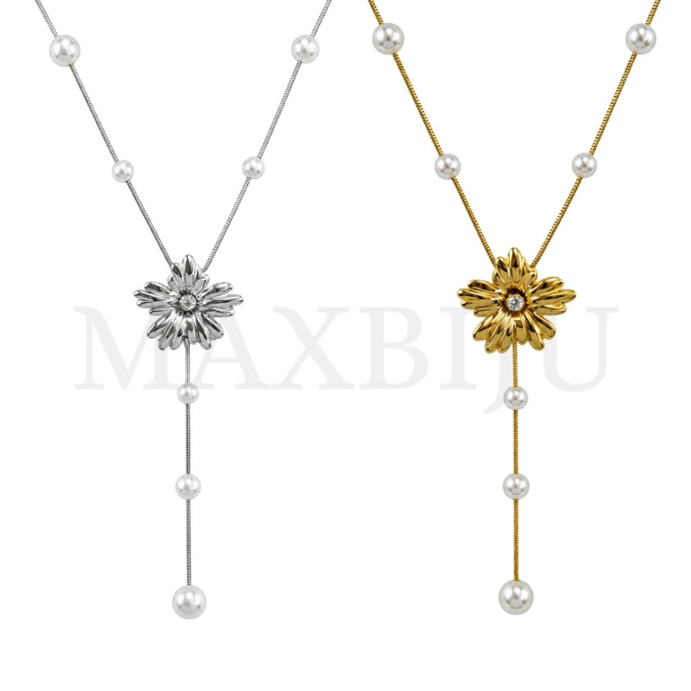 Stainless Steel Necklace - Flower 45cm.