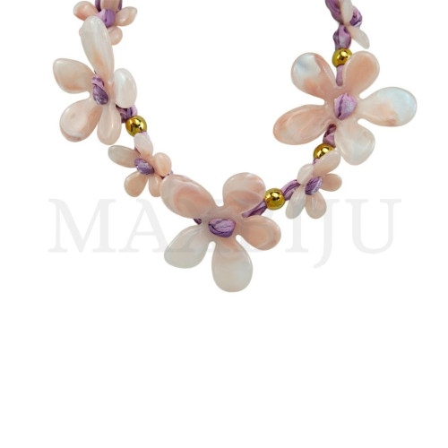 Resin Necklace – 75cm.