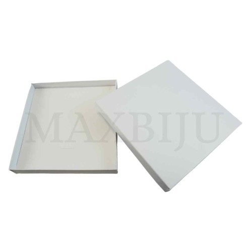 Present Boxes 20x20cm