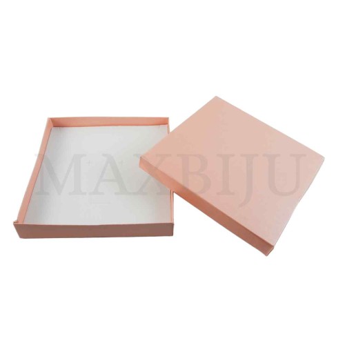 Present Boxes 20x20cm