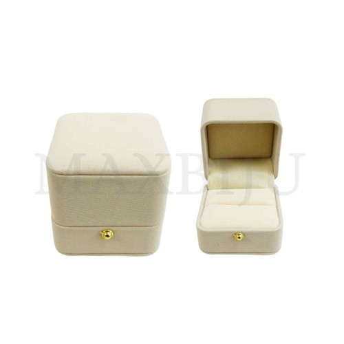 Padded Jewellery Box for Ring 4.5x5.5cm